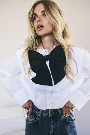 Poplin bow broche black Co’Couture