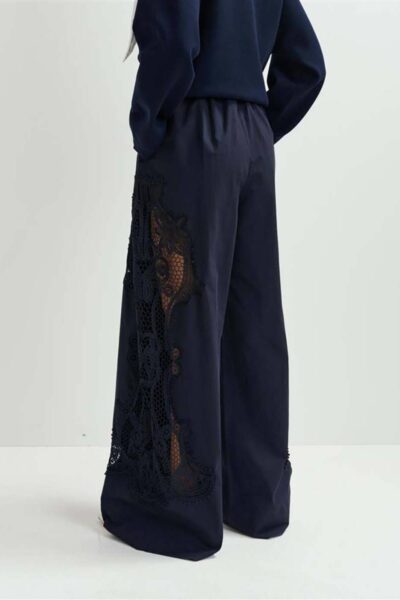 Hace lace panelled pants dark sapphire Essentiel