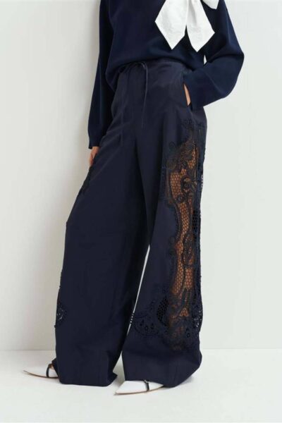 Hace lace panelled pants dark sapphire Essentiel