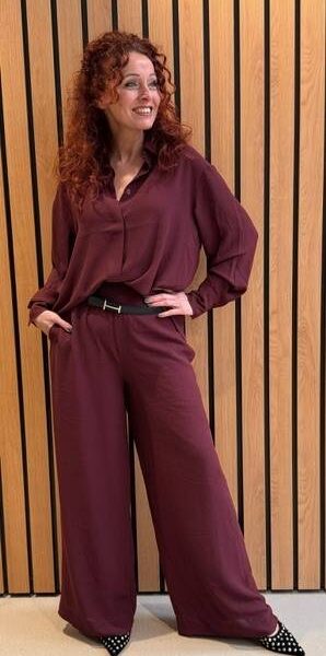 Hug placed print pants cabernet Essentiel