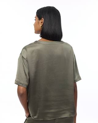 Jaclyn top dark olive Knit-ted