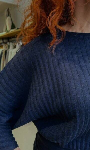 Sweater dark sapphire Noman’sland